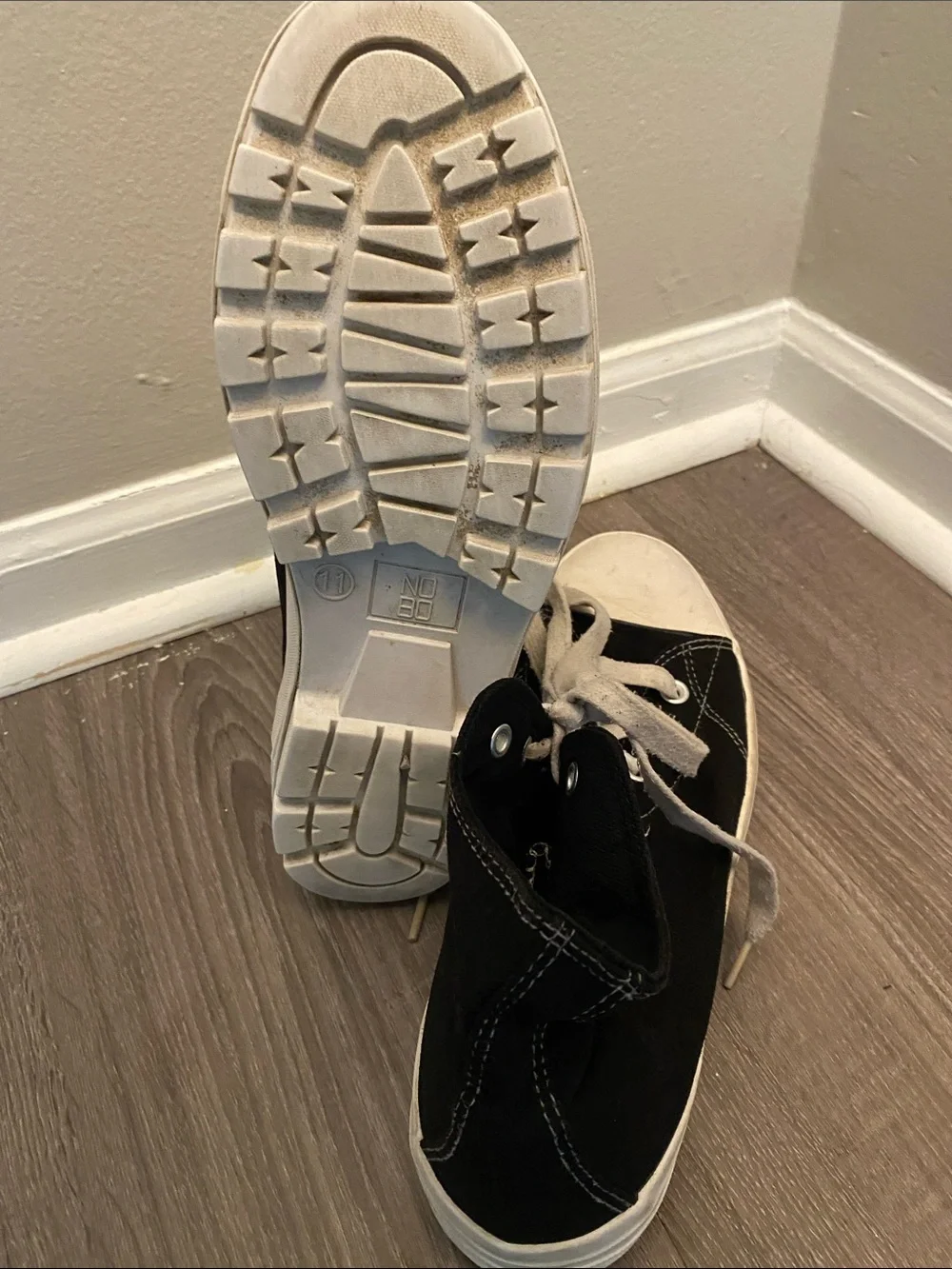 Converse upper wear